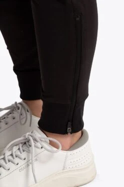 Osaka Women's Track Pants (Black) -Tennis Equipment Store Osakawomenstrackpants sort4